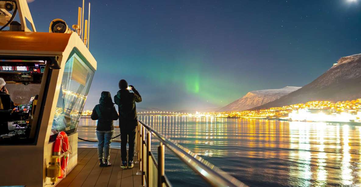 Tromsø: Electric Northern Lights Cruise - Onboard Experience