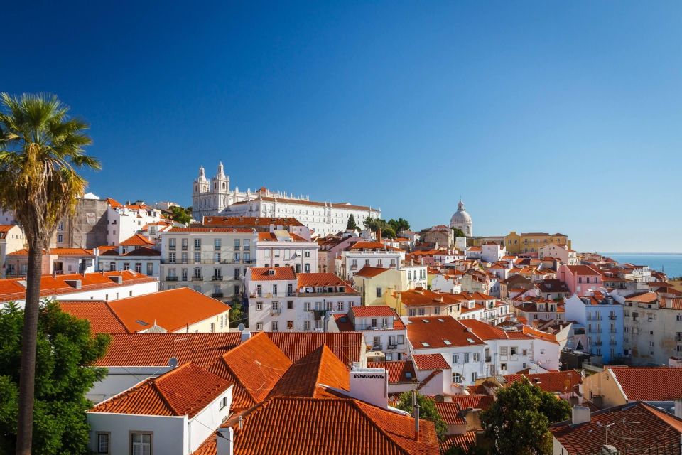 Tuk Tuk Old Lisbon Tour 1h30 - Tour Duration