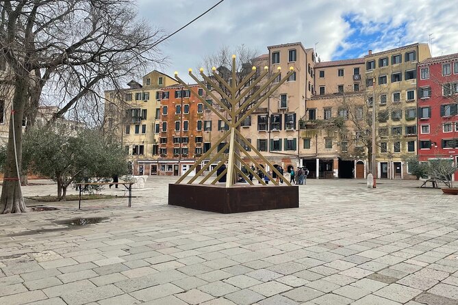 Venice: Jewish Ghetto Walking Tour With Time for Synagogues Tour - Significant Landmarks Visit