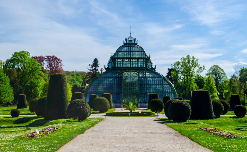 Vienna: Melk Abbey and Schonbrunn Palace Private Guided Tour - Private Guide