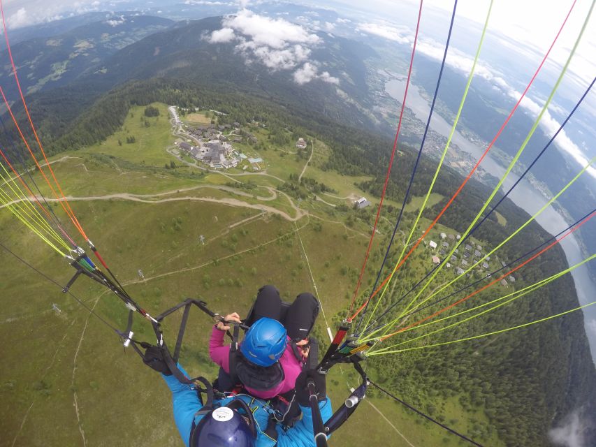 Villach/Ossiacher Lake: Paragliding Action Tandem Flight - Transport and Gondola Ticket