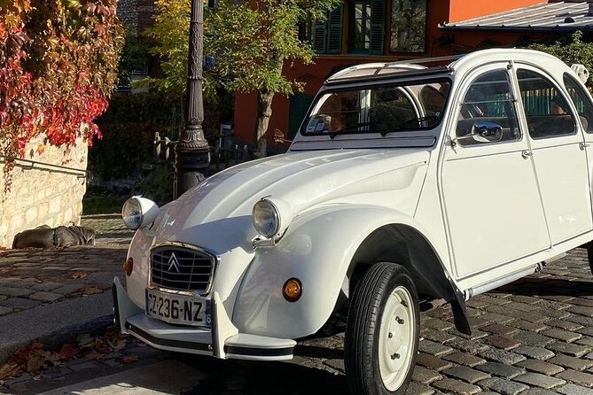 Vintage 2CV Adventure: 1-Hour Paris Highlights Tour - Music and Ambiance