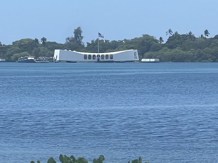 Waikiki: Pearl Harbor, USS Arizona Memorial, & Honolulu Tour - Lunch Option