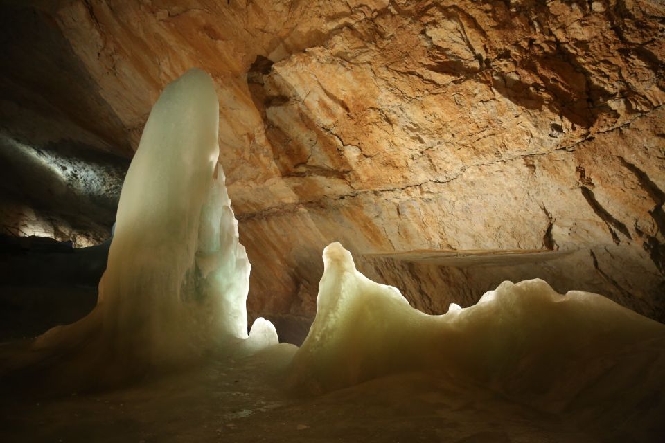 Werfen Ice Caves & Hohenwerfen Castle Private Tour - Exploring the Werfen Ice Caves