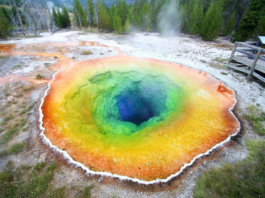 Yellowstone National Park: Self-Guided GPS Audio Tour - Navigating the Park