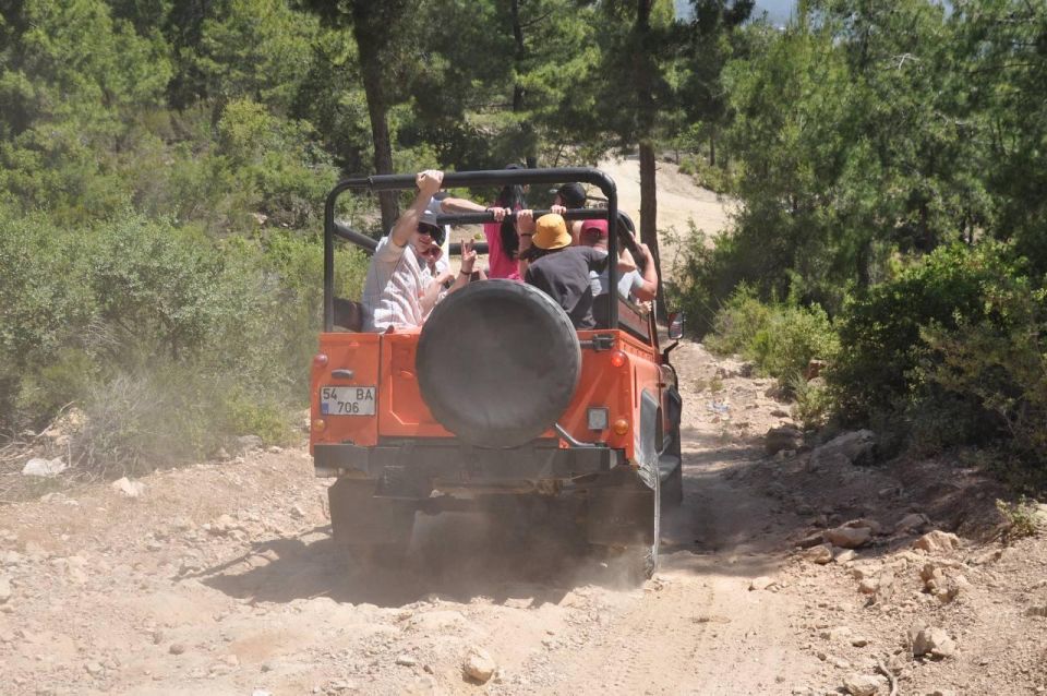 ALANYA FAMILY SAFARI DAY AND NIHGT TOUR OPTIONAL - Getting to the Meeting Point