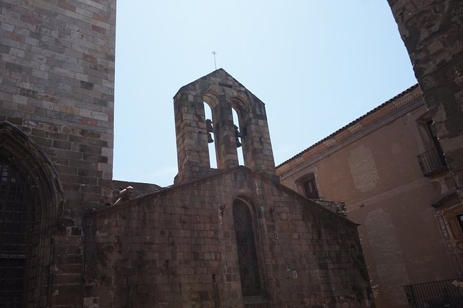 Barcelona Gothic Quarter. Interactive Virtual Tour With Expert Local Guide - Explore the Enchanting Gothic Quarter