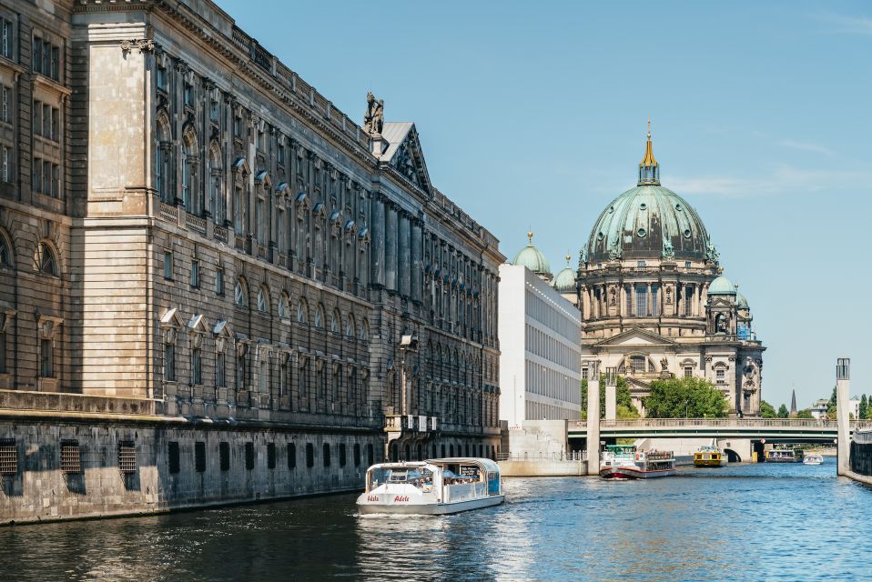 Berlin: 1-Hour City Tour by Boat With Guaranteed Seating - Route Subject to Alteration