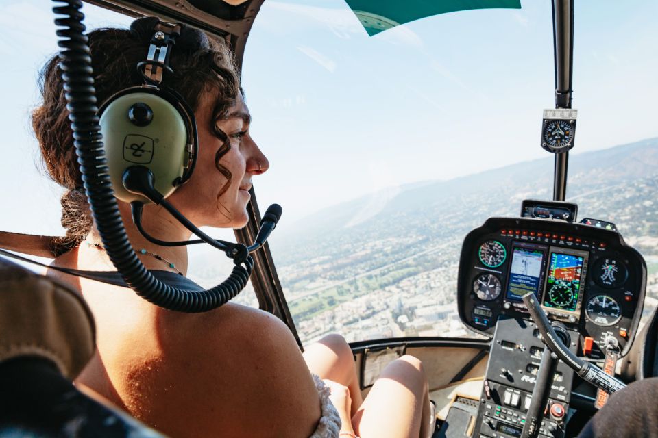 Beverly Hills and Hollywood: Helicopter Tour - Scenic Views