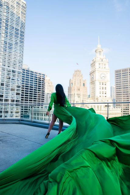 Chicago: Luxury Private Flying Dress Photoshoot 2 Locations - Booking and Reservation