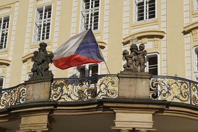 Complete Prague Castle Tour (Tickets to Interiors Included) - Visiting the Old Royal Palace