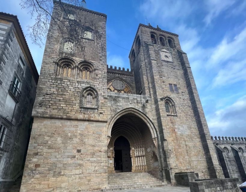 Évora Private Walking Tour - Culminating at Chapel of Bones