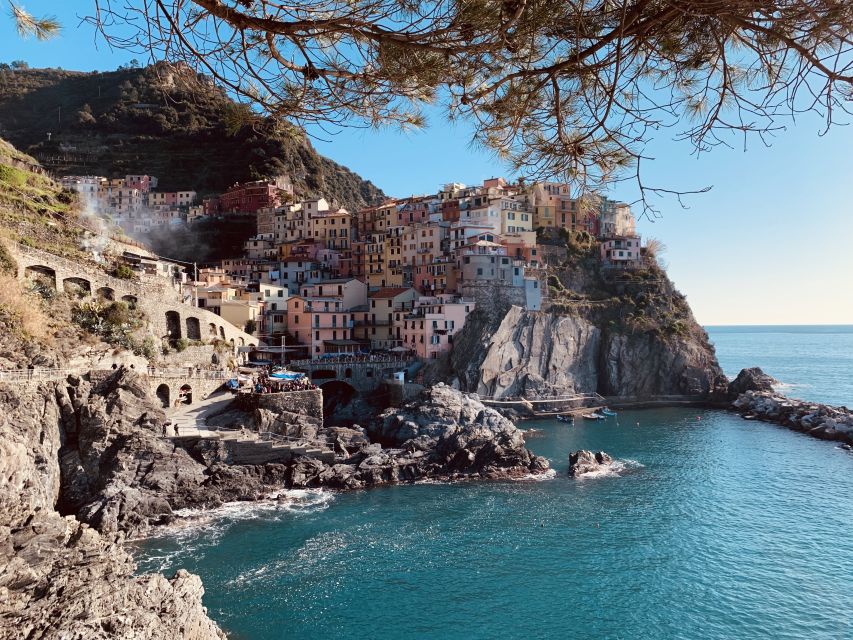 From Florence: Private Roundtrip Transfer to Cinque Terre - Visiting La Spezia