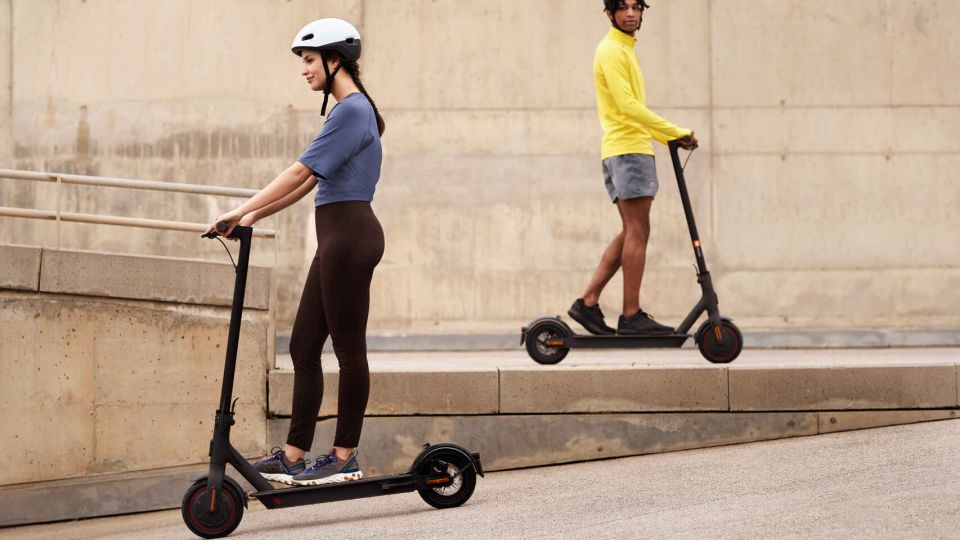 Gran Canaria: Rent Electric Scooter Kick Start - Battery Life and Autonomy