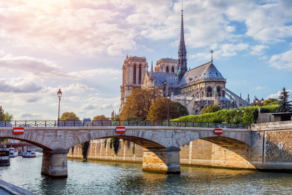 Île De La Cité, the Old Town of Paris Private Guided Tour - Frequently Asked Questions