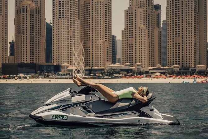 Jetski Dubai 30 Minute Guided Sightseeing Tour - Traveler Considerations