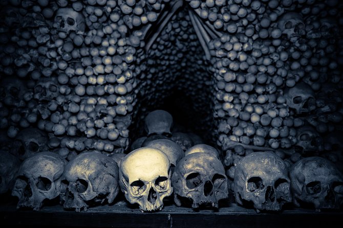 Kutna Hora Private Day Trip From Prague With Lunch, Admission and Local Treat - Review Highlights and Excellence Badge