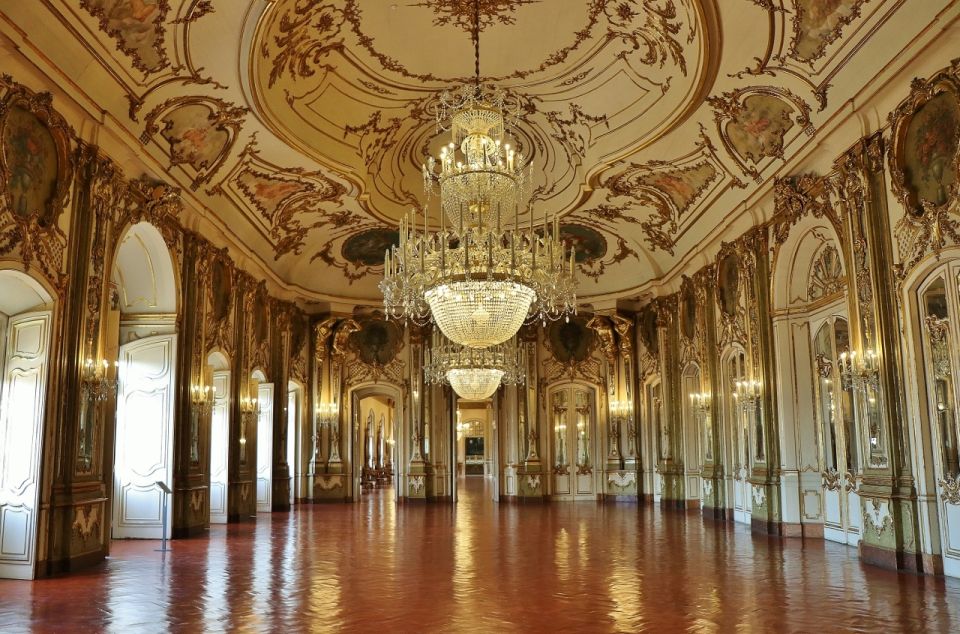 Lisbon: Private Historical Tour to Queluz and Ajuda Palaces - Inclusions and Additional Information