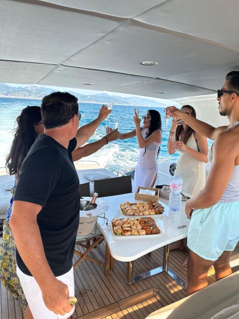 Luxury Yacht Capri Tour With Aperitif - Meeting Point and Directions