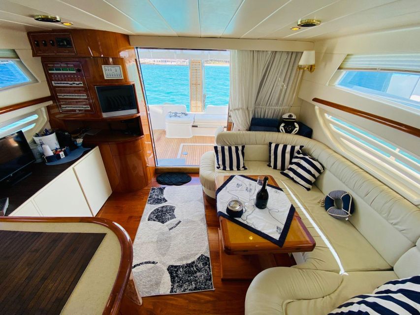 LUXURY YACHT RENTAL WITH CREW - Pricing and Reservations