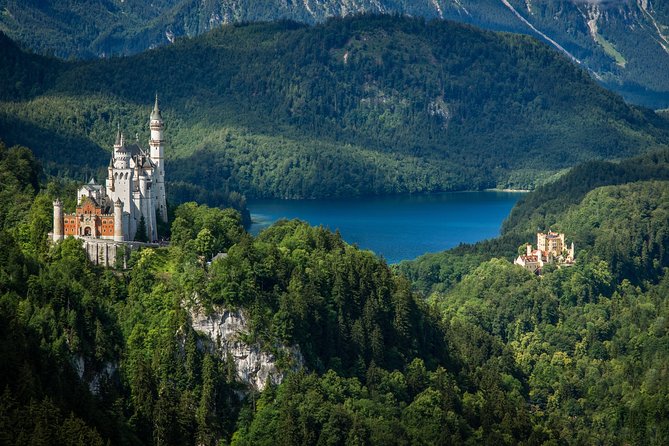 Neuschwanstein Castle Skip-the-Line Private Tour for Groups - Non-refundable and No Changes Allowed