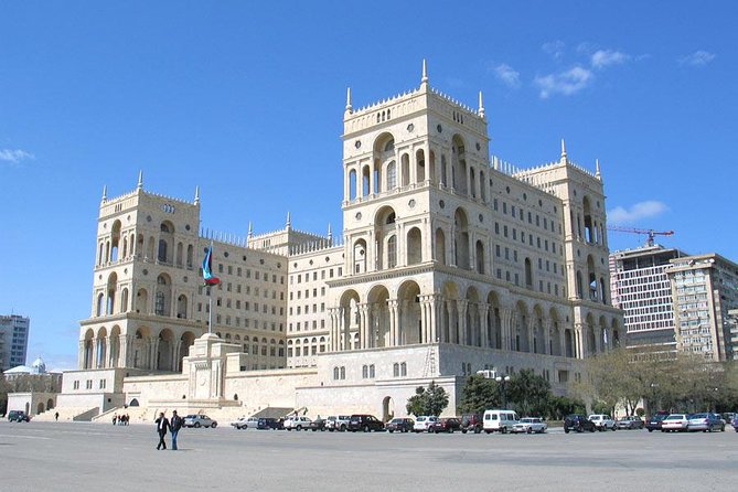 Old and Modern Baku City Private Tour - Experiencing Bakus Blend of Past and Present