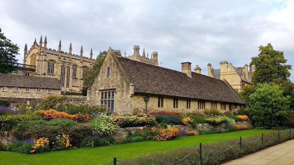 Oxford Cotswold Shakespeare Private Tour Including Tickets - Optional Blue Badge Guide