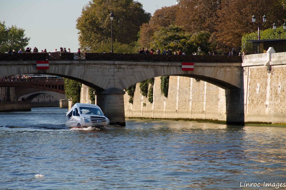 Paris: Amphibious Mini Bus and Canal St-Martin Tunnel Cruise - Preparing for the Tour