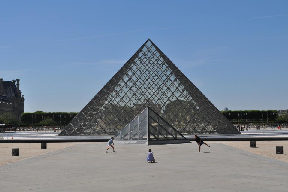 Paris - Louvre Pyramid : The Digital Audio Guide - Booking and Accessibility Details