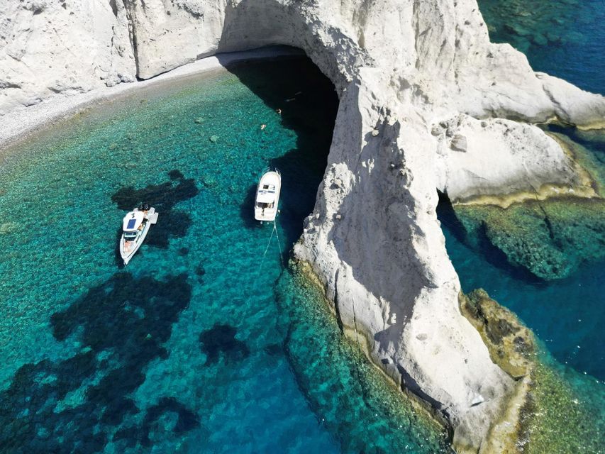 Paros: Private Luxury Boat Day Trip With Snacks and Drinks - Meeting Point and Accessibility