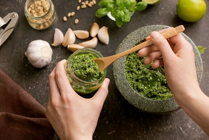 Pasta Cooking Class With Pesto Sauce Making in Rome City Center - Reviews and Rating