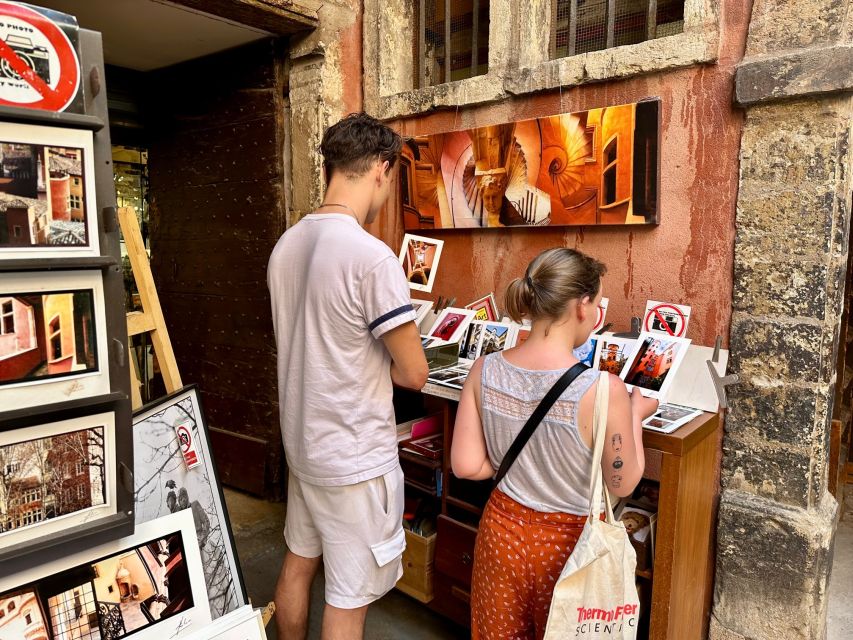 Photographic and Historical Workshop of Old Lyon - Tasting Lyons Praline