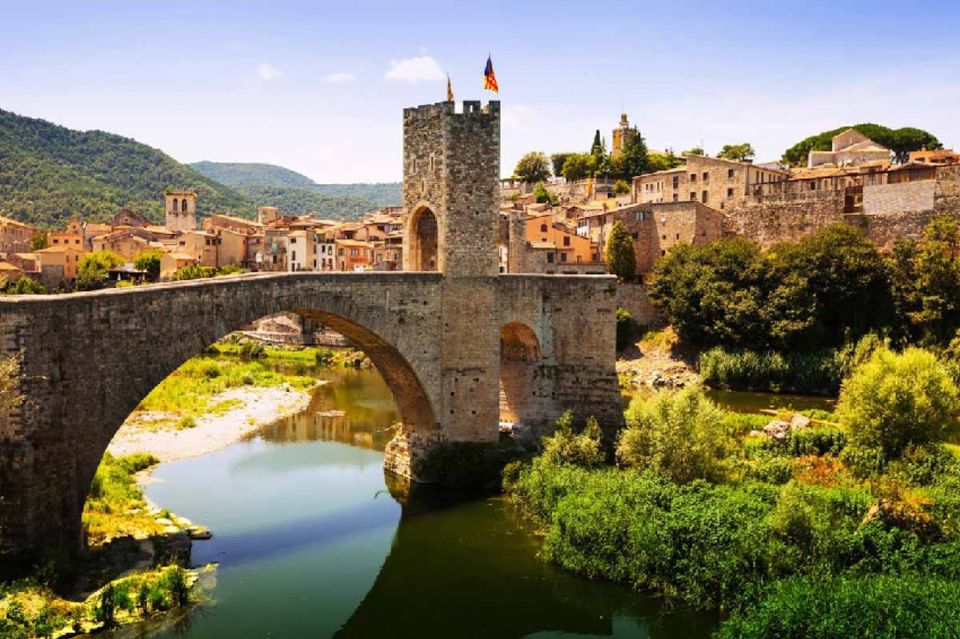 Private Day Trip: Medieval Villages of Catalonia With Lunch - Inclusions and Notes