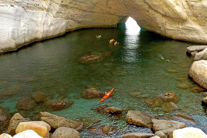 Round of Milos and Poliegos All-Inclusive Snorkelling and Cruise - Boat and Crew