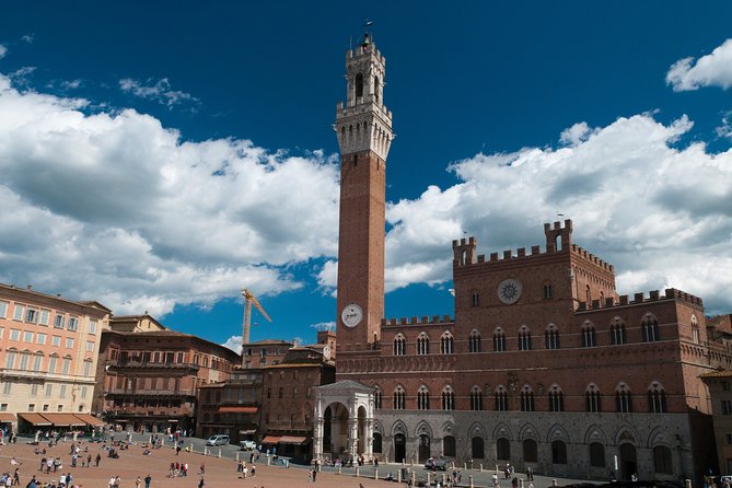 Siena Tour and Exclusive Window on Piazza Del Campo - Artistic and Architectural Beauties