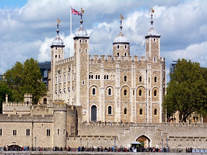 Tower of London Tour With Private Guide, Tickets, Pickup - Tour Guide Qualifications