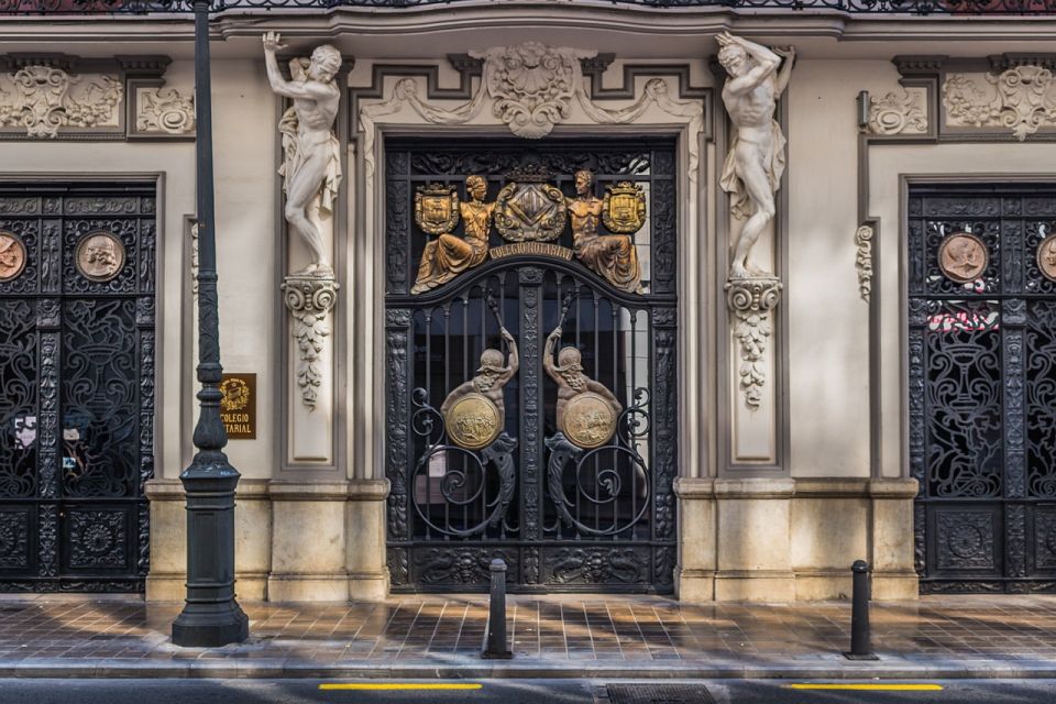 Valencia Family Discovery: Squares & Gardens - Meeting Point Location