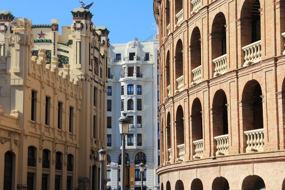 Valencia: Private Architecture Tour With a Local Expert - Important Tour Information