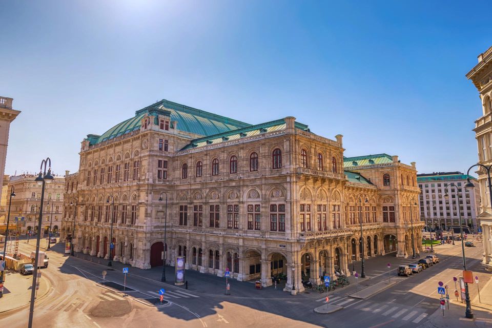 Vienna Old Town Walking Tour, Hofburg, Spanish Riding School - Getting to the Tour