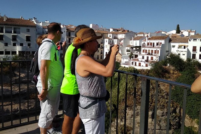 White Villages and Ronda Guided Day Tour From Seville - Visiting Ronda