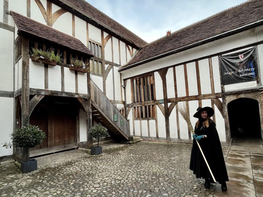 York: Witches and History Old Town Walking Tour - Meeting Point and Finish