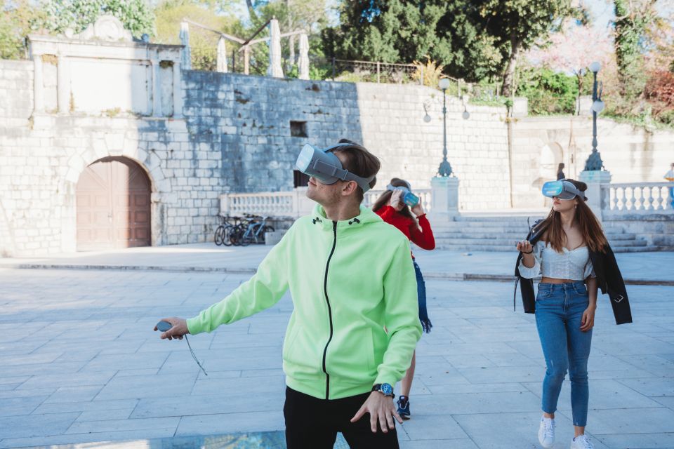 Zadar: Virtual Reality Guided History Walking Tour - Booking and Cancellation Policy