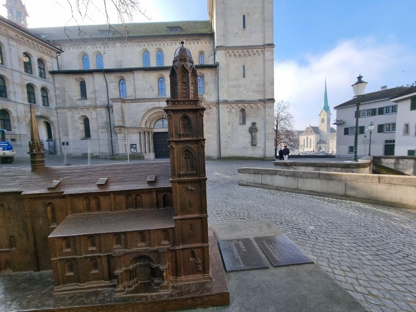 Zurich City/Old Town Audio Rally by P.I. Sir Peter Morgan - Discovering Landmarks