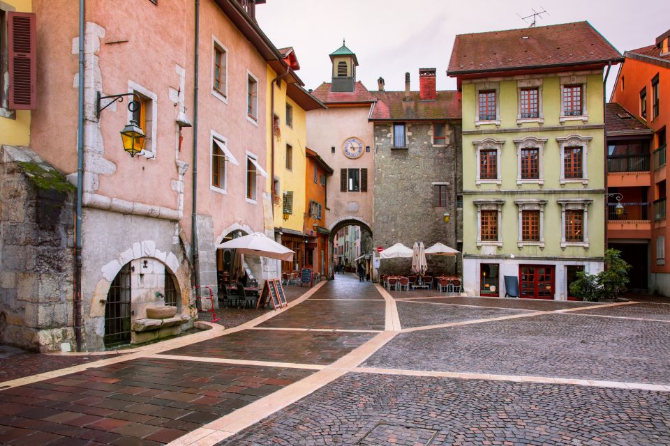 Annecy: City Highlights Self-Guided Scavenger Hunt & Tour - Frequently Asked Questions