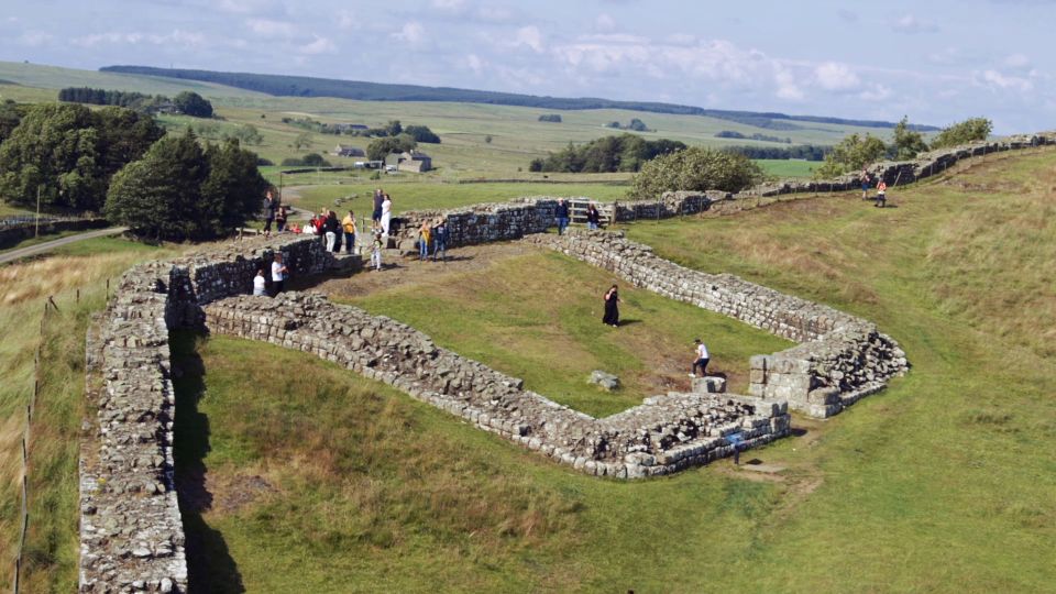 Edinburgh: Rosslyn Chapel and Hadrian's Wall Tour in English - Frequently Asked Questions