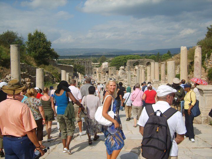 From Kusadasi Cruise Port: Private Guided Ephesus Tour - Key Points