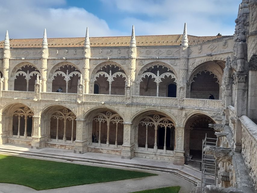 Lisbon: Belem Private Tuk-Tuk Tour for 2 Hours - Recap