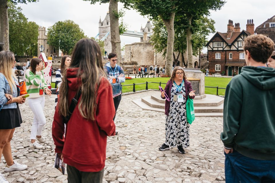 London: Tower of London Tour & Thames River Cruise - Frequently Asked Questions