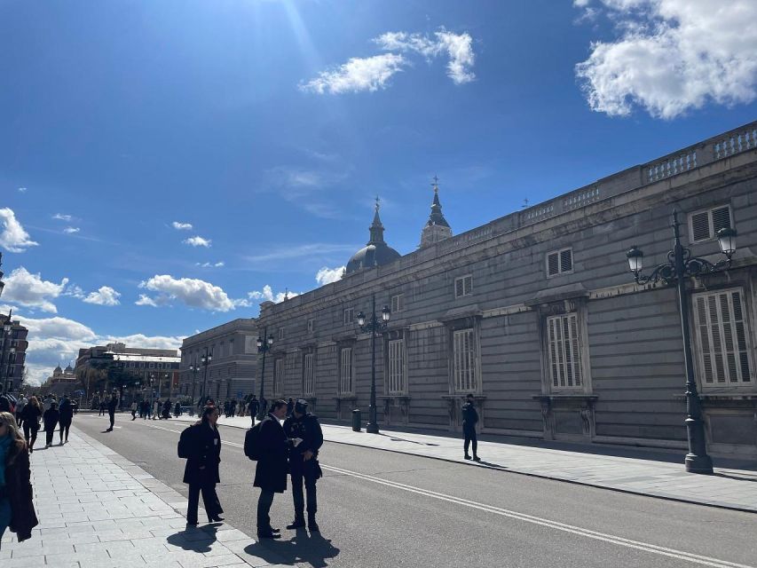 Madrid: Guided City and Royal Palace Tour With Entry Tickets - Recap