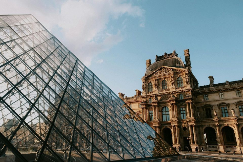 Paris - Louvre Pyramid : The Digital Audio Guide - Frequently Asked Questions